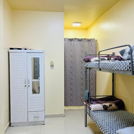 Comfort Tourist Place For Male Dubai Exterior photo